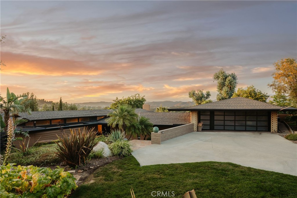 MLS #OC25145923 img 46