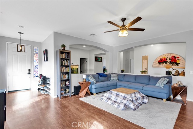 Detail Gallery Image 24 of 37 For 9301 Creosote, Oak Hills,  CA 92344 - 3 Beds | 2 Baths