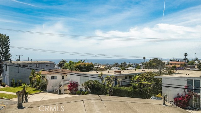 1020 Prospect Avenue, Hermosa Beach, California 90254, 4 Bedrooms Bedrooms, ,1 BathroomBathrooms,Residential,Sold,Prospect,PV22112459