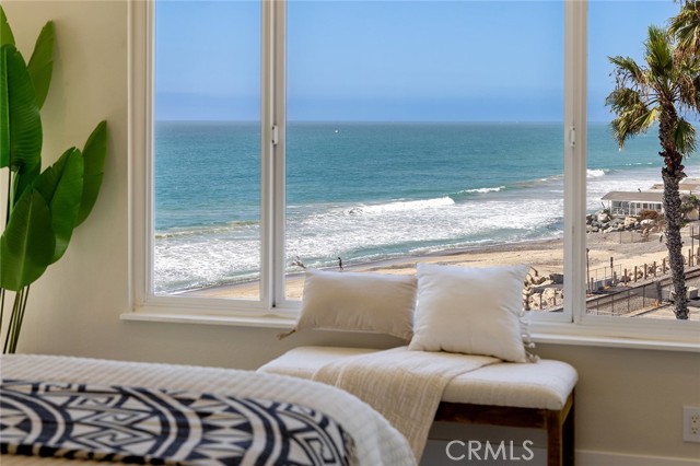 121 Boca De La Playa, San Clemente CA: https://media.crmls.org/medias/4dbb2480-ef26-40f9-8bee-36751dc4b3bd.jpg