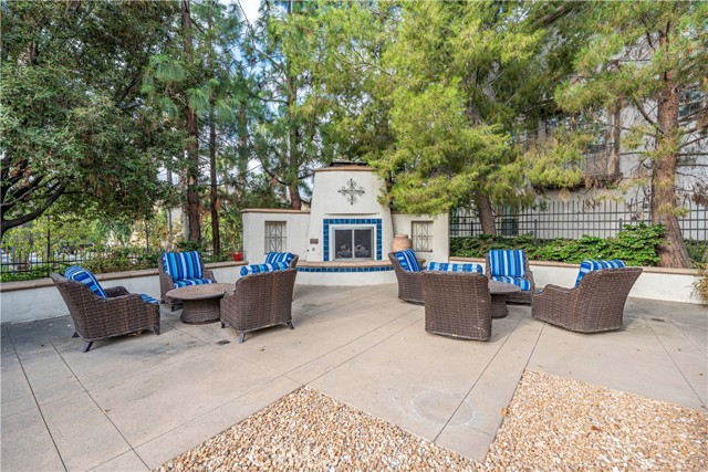 Detail Gallery Image 29 of 47 For 959 N Sunrise Ln a,  Azusa,  CA 91702 - 3 Beds | 2/1 Baths