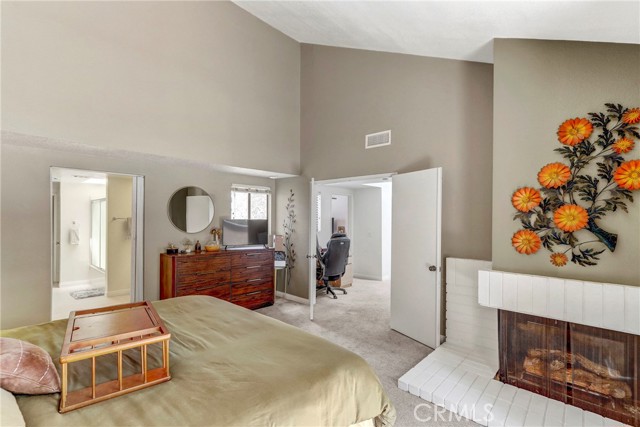 Detail Gallery Image 31 of 45 For 904 Lombard Ct, Costa Mesa,  CA 92626 - 3 Beds | 2/1 Baths
