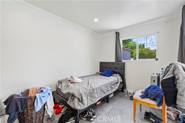 Detail Gallery Image 21 of 47 For 11329 Mclennan Ave, Granada Hills,  CA 91344 - 7 Beds | 2 Baths