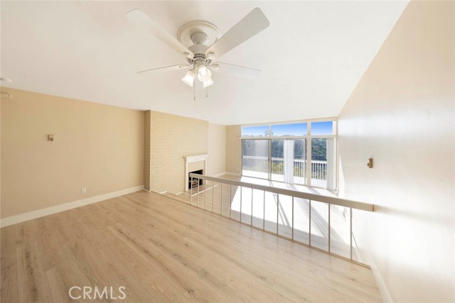 Detail Gallery Image 7 of 24 For 757 Domingo #D,  Newport Beach,  CA 92660 - 2 Beds | 2 Baths