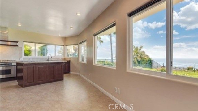 301 E Avenida Cordoba, San Clemente, California 92672, 4 Bedrooms Bedrooms, ,4 BathroomsBathrooms,Residential Lease,For Rent,301 E Avenida Cordoba,CROC25161906