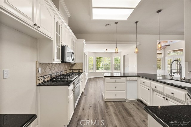 Detail Gallery Image 18 of 36 For 30261 Knight Ct, Tehachapi,  CA 93561 - 3 Beds | 2 Baths