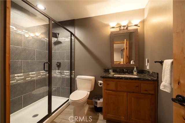 Detail Gallery Image 25 of 44 For 43451 Sheephorn Rd, Big Bear Lake,  CA 92315 - 6 Beds | 4/1 Baths