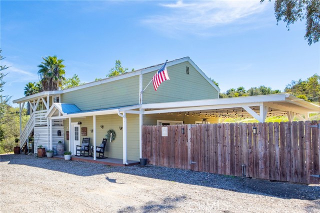 Detail Gallery Image 5 of 54 For 1720 Vista Del Lago #2,  Fallbrook,  CA 92028 - 3 Beds | 2 Baths
