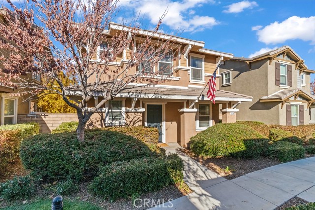 Detail Gallery Image 2 of 28 For 2614 Bellevue, Palmdale,  CA 93550 - 3 Beds | 3 Baths