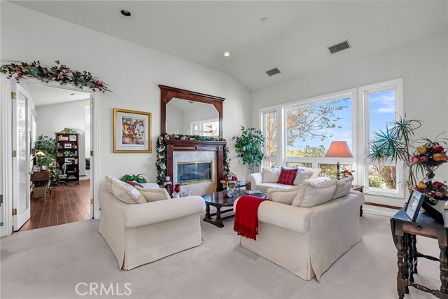 Detail Gallery Image 12 of 51 For 6872 Chartwell, Riverside,  CA 92506 - 5 Beds | 4/1 Baths