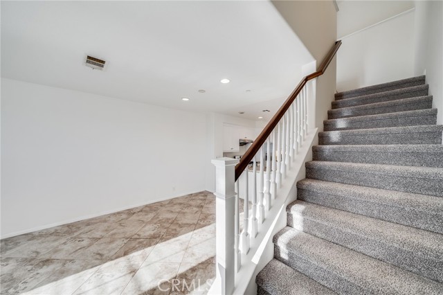 Detail Gallery Image 18 of 32 For 814 Silk Tree, Irvine,  CA 92606 - 3 Beds | 3/1 Baths