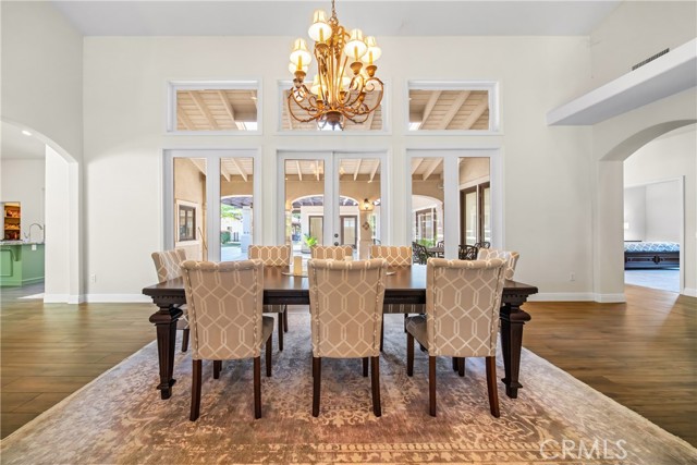 9394 Gum Tree Drive, Corona CA: https://media.crmls.org/medias/4dbec924-2eea-4f6b-8f08-303cdda9d1df.jpg