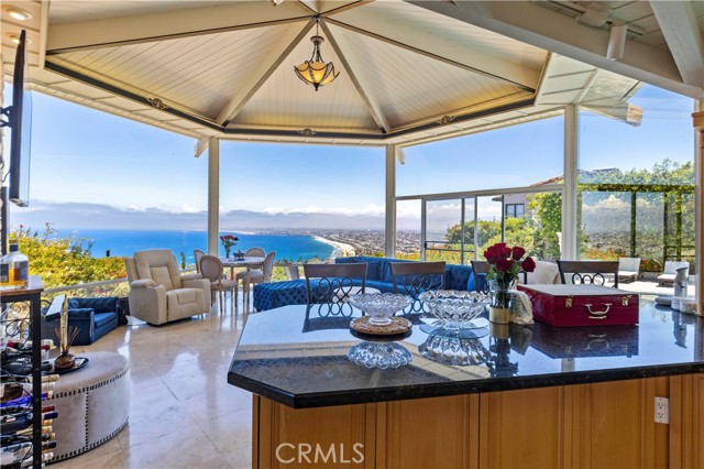 Detail Gallery Image 14 of 44 For 781 via Somonte, Palos Verdes Estates,  CA 90274 - 2 Beds | 3 Baths