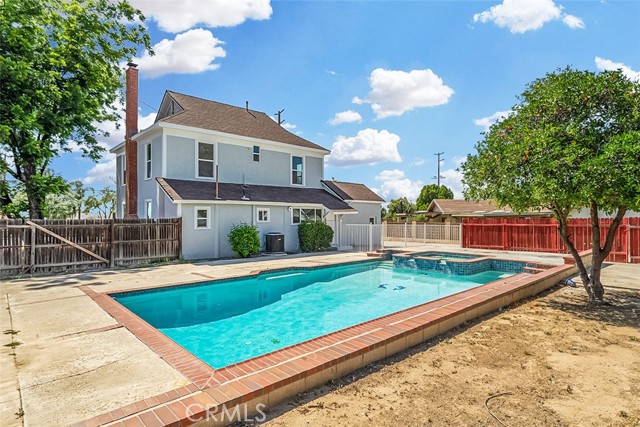 12887 Mount Vernon Avenue, Grand Terrace CA: https://media.crmls.org/medias/4dc01d94-d344-4c7f-814f-3f3c7b43f4bd.jpg