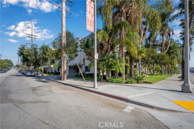 Detail Gallery Image 53 of 55 For 3605 E Anaheim #407,  Long Beach,  CA 90804 - 3 Beds | 2 Baths