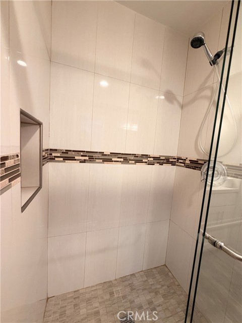 Detail Gallery Image 25 of 33 For 18631 Warren, Tustin,  CA 92780 - 2 Beds | 2 Baths