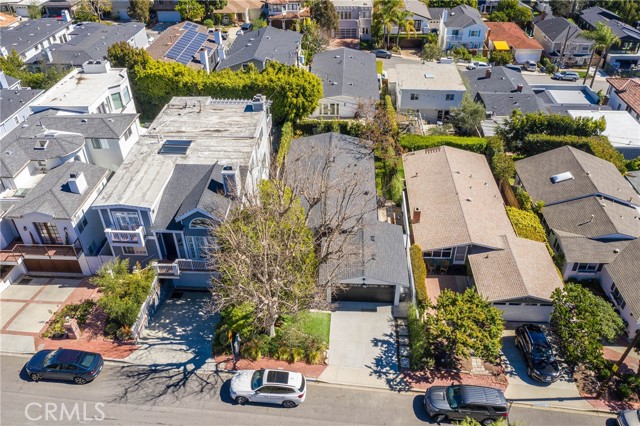 3212 Poinsettia Avenue, Manhattan Beach, California 90266, 3 Bedrooms Bedrooms, ,2 BathroomsBathrooms,Residential,Sold,Poinsettia,SB22036915
