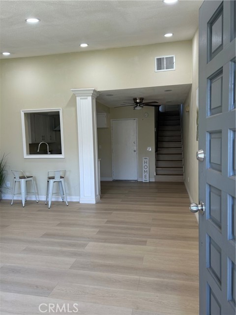 Detail Gallery Image 2 of 5 For 2350 Osbun, San Bernardino,  CA 92404 - 2 Beds | 1 Baths