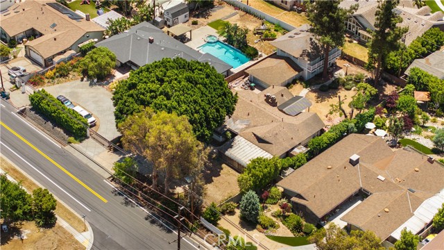 1362 Skyline Drive, North Tustin CA: https://media.crmls.org/medias/4dc1ff20-5f73-4a32-ad84-e727f104de22.jpg