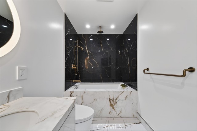 Detail Gallery Image 41 of 62 For 20431 Germain, Chatsworth,  CA 91311 - 5 Beds | 3/1 Baths