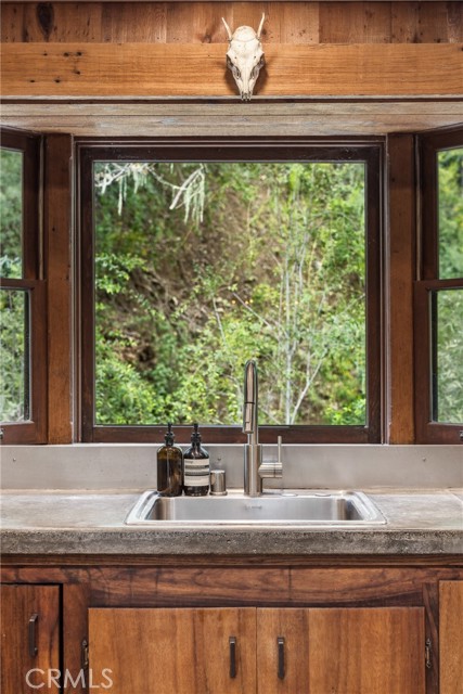 Detail Gallery Image 21 of 64 For 2965 Prefumo Canyon Rd, San Luis Obispo,  CA 93405 - 4 Beds | 3 Baths