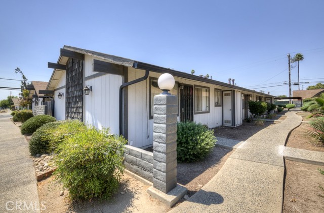408 Trinity Avenue, Chowchilla CA: https://media.crmls.org/medias/4dc29b70-ef5c-47c7-836c-131e85c347ae.jpg