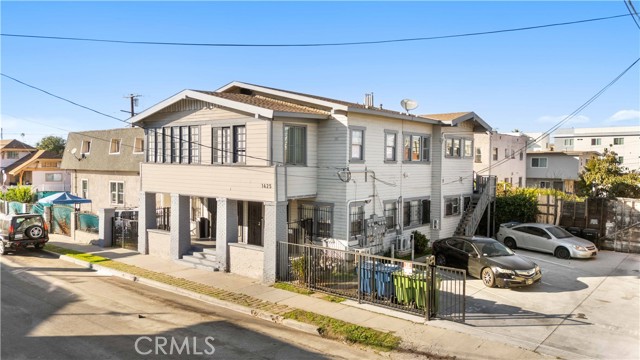 Detail Gallery Image 9 of 42 For 1425 W 18th St., Los Angeles,  CA 90006 - – Beds | – Baths