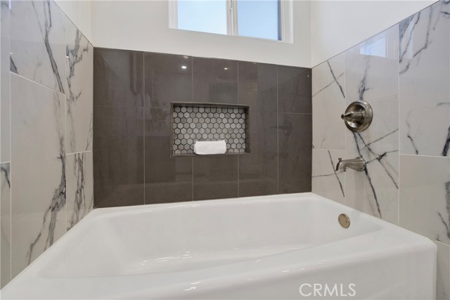 Detail Gallery Image 37 of 63 For 449 S Wellington, Orange,  CA 92869 - 5 Beds | 2/1 Baths