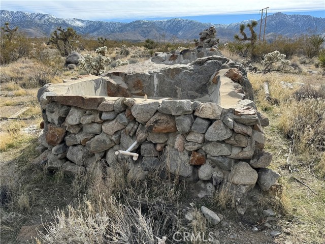 Detail Gallery Image 8 of 20 For 31922 Power Pole Rd, Lucerne Valley,  CA 92356 - 1 Beds | 1 Baths