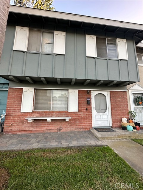 MLS# OC23174978