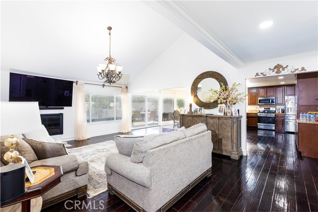 24652 Caverna, Mission Viejo CA: https://media.crmls.org/medias/4dc500ae-f292-456b-9ee0-d717c6990d98.jpg