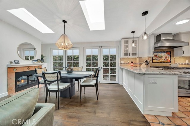 Detail Gallery Image 9 of 32 For 306 Avenida Monterey, San Clemente,  CA 92672 - 4 Beds | 3 Baths