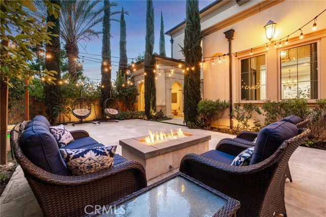 Detail Gallery Image 4 of 56 For 148 Sunset Cove, Irvine,  CA 92602 - 6 Beds | 6/1 Baths