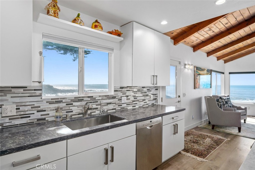 4Dc807E7 9B9D 4F36 88E7 52D94De151D8 1933 Sherwood Drive, Cambria, Ca 93428 &Lt;Span Style='BackgroundColor:transparent;Padding:0Px;'&Gt; &Lt;Small&Gt; &Lt;I&Gt; &Lt;/I&Gt; &Lt;/Small&Gt;&Lt;/Span&Gt;