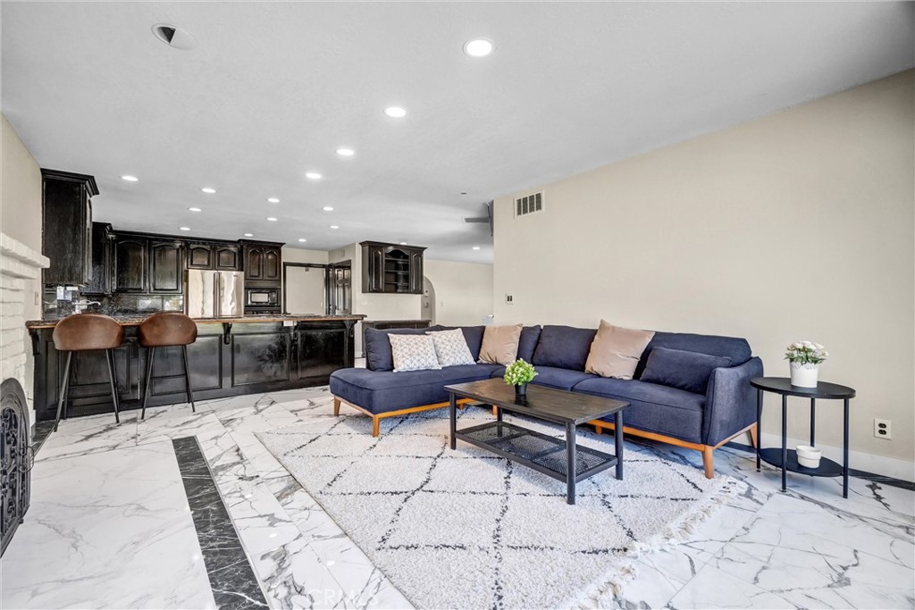 MLS #OC26163465 image #9