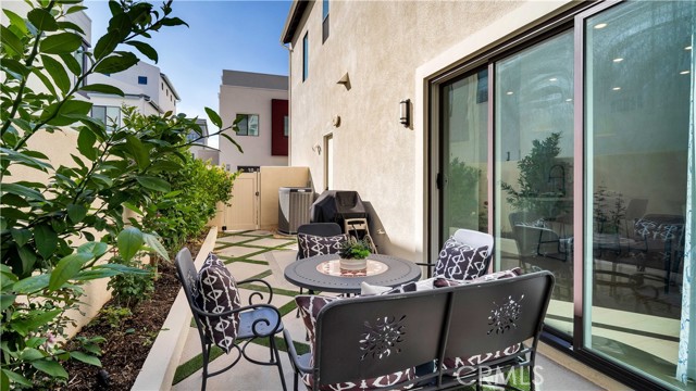 Detail Gallery Image 42 of 70 For 138 Yugen, Irvine,  CA 92618 - 4 Beds | 3/1 Baths