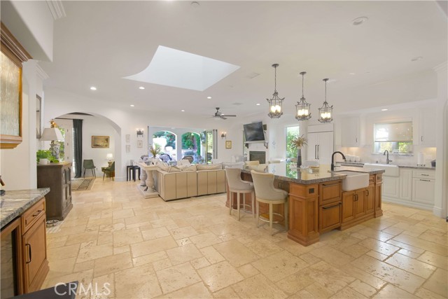 Detail Gallery Image 2 of 42 For 1015 Gardena, Encinitas,  CA 92024 - 4 Beds | 4/1 Baths