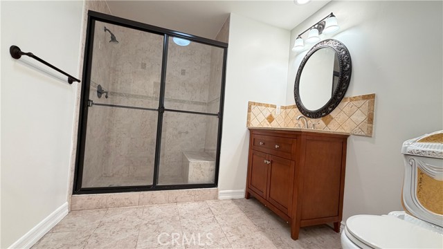 Detail Gallery Image 20 of 32 For 414 E Valencia Ave #111,  Burbank,  CA 91501 - 3 Beds | 3 Baths