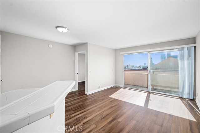 Detail Gallery Image 9 of 31 For 918 W College St #507,  Los Angeles,  CA 90012 - 2 Beds | 2 Baths