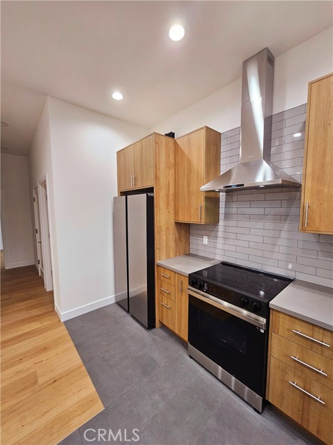 Detail Gallery Image 21 of 25 For 2581 Windsor Ave, Altadena,  CA 91001 - 3 Beds | 3 Baths