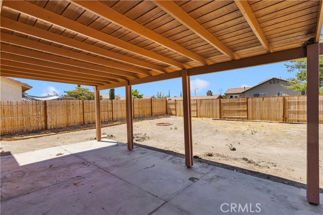 13776 Foxfire Rd, Victorville, CA 92392 photo 31