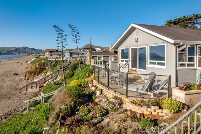 Detail Gallery Image 2 of 25 For 2712 Studio Dr, Cayucos,  CA 93430 - 3 Beds | 2 Baths
