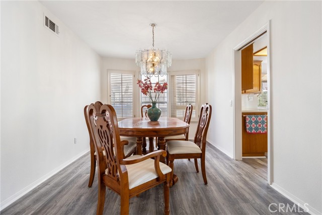 Detail Gallery Image 17 of 38 For 30112 Elizabeth Ct, Agoura Hills,  CA 91301 - 3 Beds | 2/1 Baths