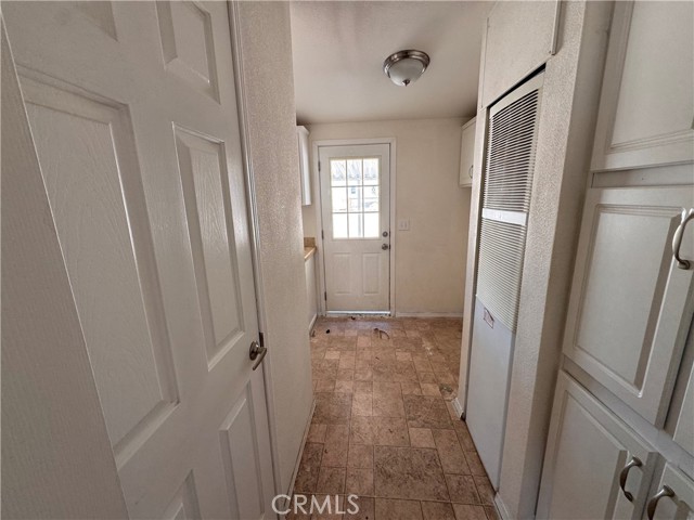 Detail Gallery Image 14 of 43 For 29226 Us Highway 58, Barstow,  CA 92311 - 4 Beds | 2 Baths
