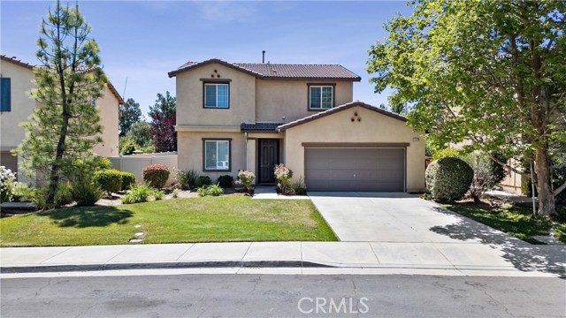 Detail Gallery Image 2 of 37 For 1349 Gordon Ct, Beaumont,  CA 92223 - 4 Beds | 3 Baths