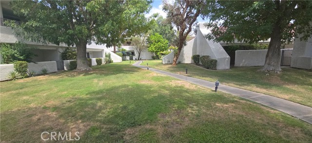 32505 Candlewood Drive, Cathedral City CA: https://media.crmls.org/medias/4dce007c-401e-4d20-8b73-3e3d4271a809.jpg