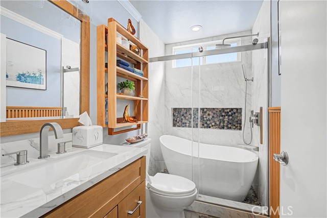 Detail Gallery Image 9 of 30 For 15 15th #22,  Hermosa Beach,  CA 90254 - 2 Beds | 2 Baths