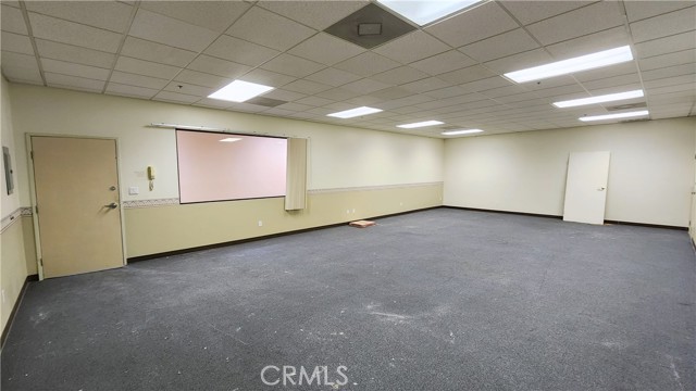 9496 Magnolia Avenue, Riverside, California 92503, ,Commercial Lease,For Rent,9496 Magnolia Avenue,CRTR23199949