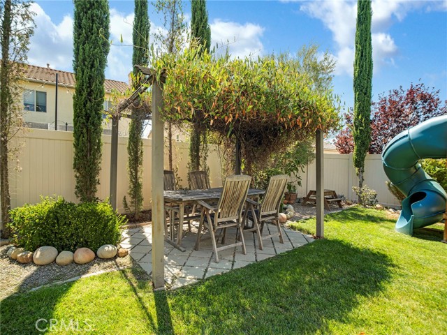 Detail Gallery Image 33 of 38 For 27027 Mountain Willow Ln, Canyon Country,  CA 91387 - 3 Beds | 2/1 Baths