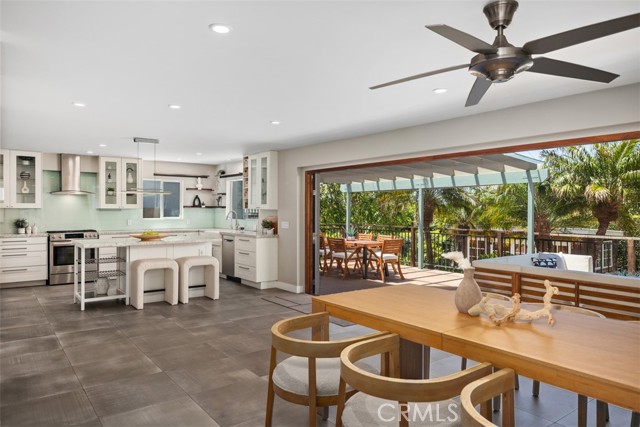 Detail Gallery Image 12 of 40 For 26925 Calle Dolores, Dana Point,  CA 92624 - 3 Beds | 3 Baths